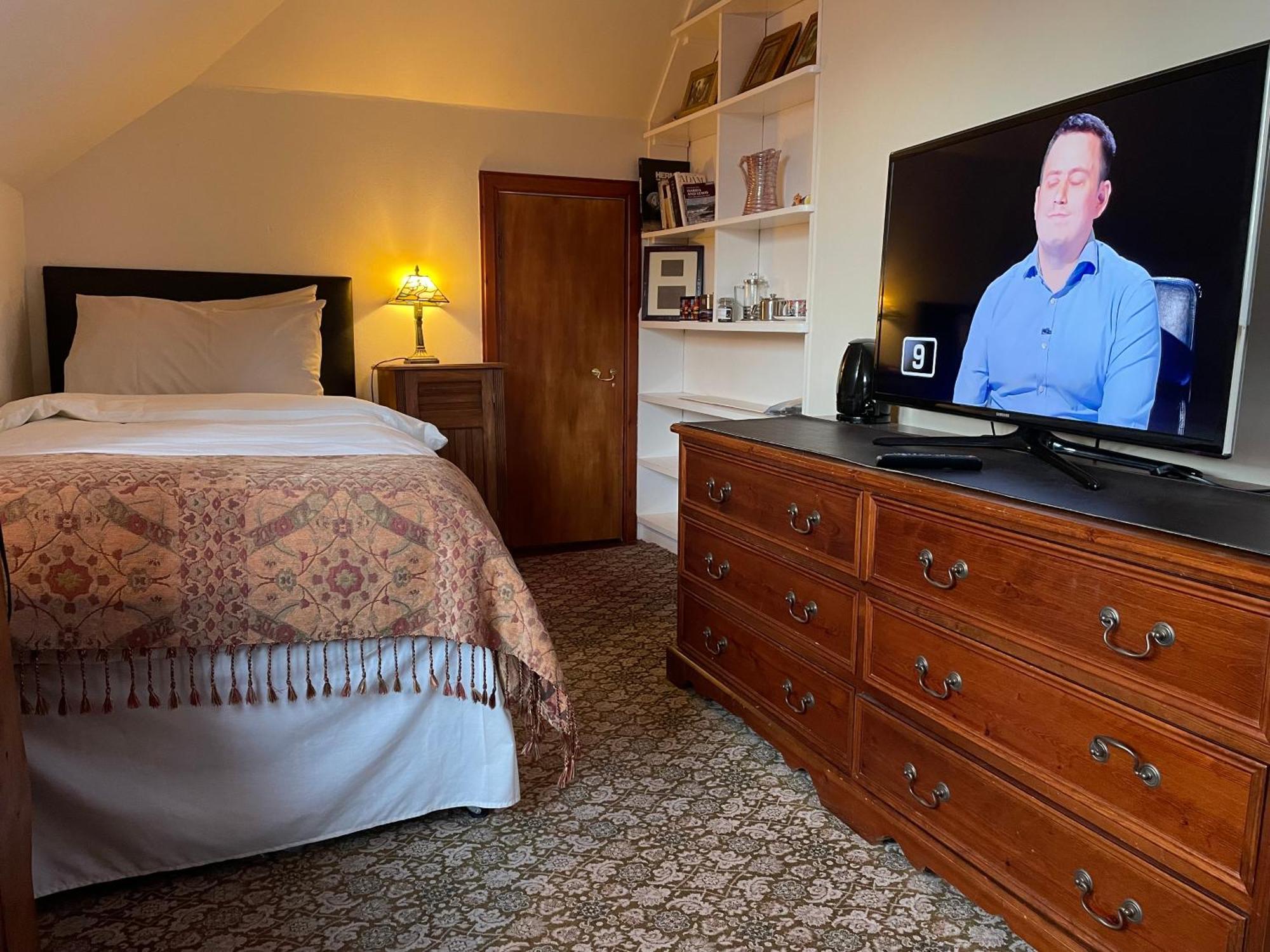Ramadale Stornoway Bed & Breakfast Сторноуей Екстериор снимка